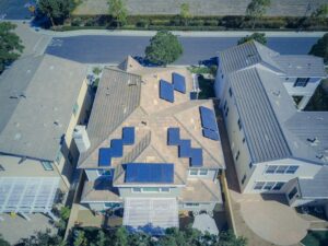 solar battery and SPAN panel modern home energy system - how solar battery and span panel work together for electrification
