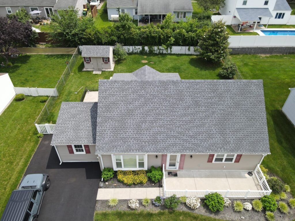 fire resistant metal roof vs asphalt shingles on home